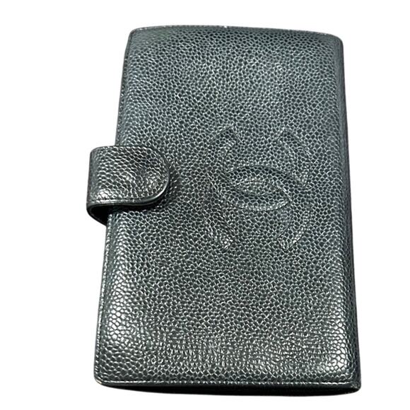 Chanel Vintage Timeless CC Cavier Leather Kisslock Wallet with Hologram - Picture 5 of 8